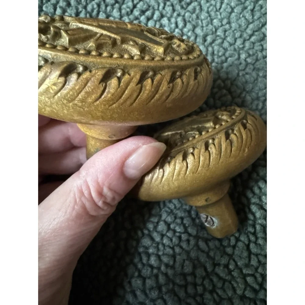 Antique‎ Victorian Brass Oval Door Knobs Shield & Belt Garter Design